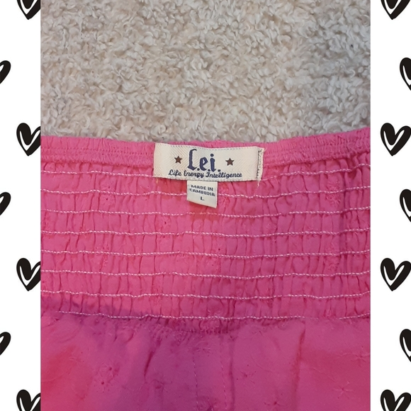 Adorable Flowy Pink Lei Tank Top NWOT L - Picture 3 of 3